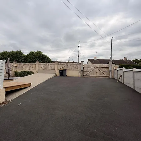 بيت للعطل La Terrasse For 8 People - And Shops Within Walking Distance